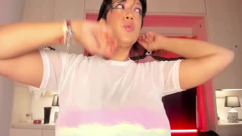 V I C K Y online show from October 26, 12:33 pm