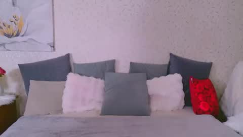 VickyVenus online show from April 24, 12:57 am