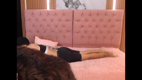 Snapshot of vicky_wel chatting on June 9, 9:26 pm Victoria y Danniela online show from June 9, 9:26 pm