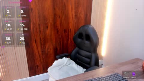 Vicky online show from November 24, 8:52 pm