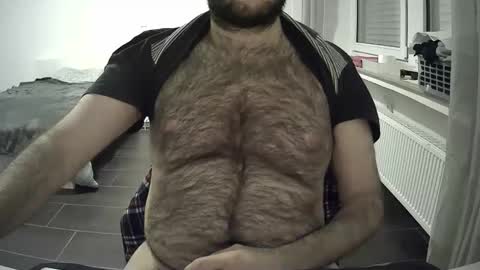 VictorHume online show from February 8, 8:34 pm