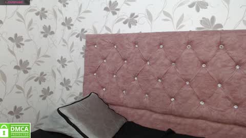 Snapshot of victoria017 chatting on January 13, 7:32 am Victoria online show from January 13, 7:32 am