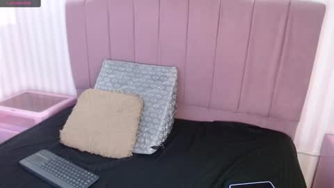 Snapshot of victoria017 chatting on March 1, 5:31 am Victoria online show from March 1, 5:31 am