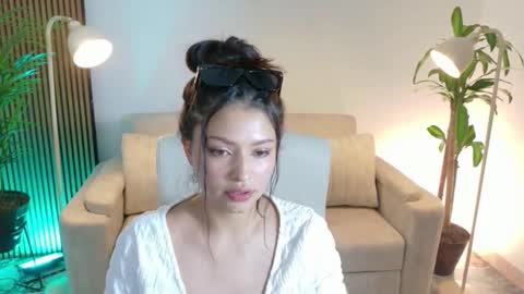 victoria online show from January 5, 5:27 pm