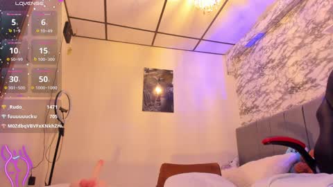 Snapshot of victoria__coopeer chatting on December 7, 2:09 am Victoria Coopeer online show from December 7, 2:09 am