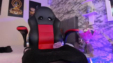 Snapshot of victoria__coopeer chatting on March 11, 1:37 am Victoria Coopeer online show from March 11, 1:37 am