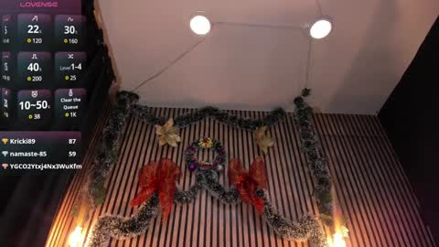 victorira online show from December 13, 12:42 am