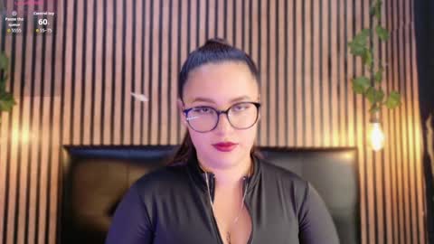 victorira online show from October 3, 9:23 pm