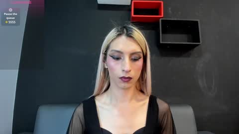 Victoria online show from December 12, 8:43 pm