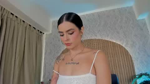 Snapshot of victoria_blakee chatting on July 29, 3:48 am Victoria online show from July 29, 3:48 am