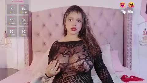 victoria_cherry_ online show from January 8, 11:12 am