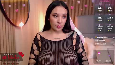 Victoria Collins online show from February 13, 6:38 pm