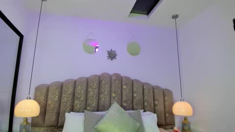 valentina online show from February 22, 12:15 pm