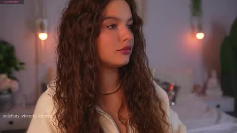 Snapshot of victoria_karma chatting on September 18, 10:39 am       online show from September 18, 10:39 am