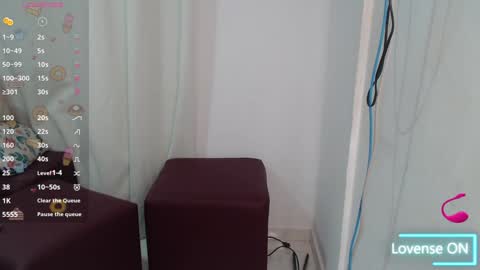 Snapshot of victoria_milf06 chatting on January 9, 6:17 am victoria online show from January 9, 6:17 am