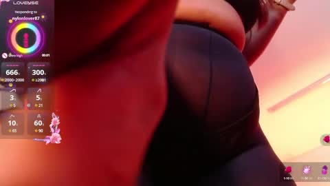 Snapshot of victoria_monteroo chatting on February 22, 8:53 pm Call me Vic online show from February 22, 8:53 pm