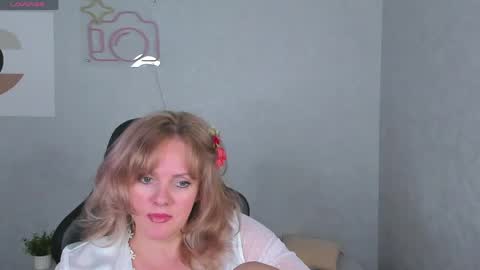 Victoria My schedule for the week 2 GMT 3am-9am TuWeThFrSa online show from April 21, 2:51 am