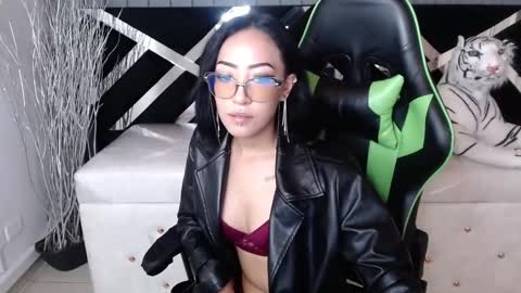 Snapshot of victoria_ricci_a chatting on January 11, 4:57 pm Victoria  online show from January 11, 4:57 pm