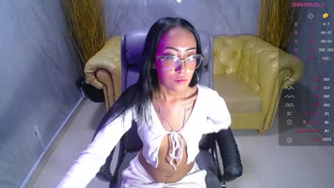 Snapshot of victoria_ricci_a chatting on January 29, 10:32 pm Victoria  online show from January 29, 10:32 pm