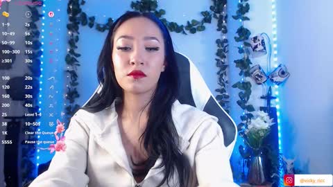 Snapshot of victoria_ricci_a chatting on October 22, 1:17 am Victoria  online show from October 22, 1:17 am