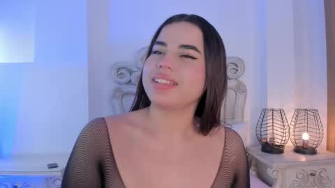 victoria  online show from December 10, 2:39 pm