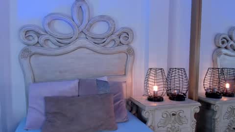 victoria  online show from December 14, 11:39 am