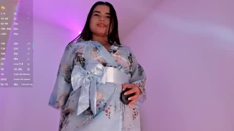 victoria  online show from November 2, 11:34 am