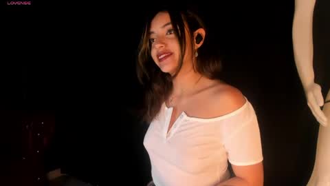victoriaa2_doll online show from April 22, 11:56 am