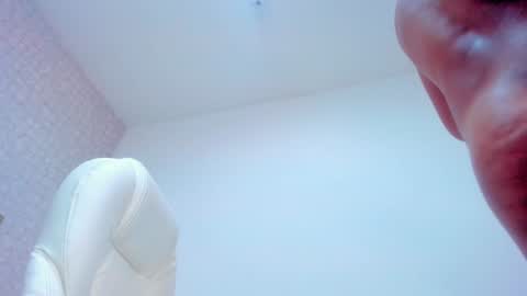 Snapshot of victoriaa_millers chatting on December 30, 8:10 am Victoria Sofia online show from December 30, 8:10 am