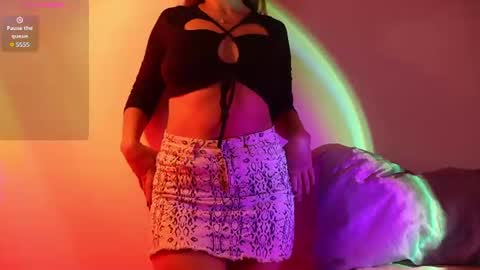 Snapshot of victoriaa_sky chatting on July 24, 2:53 am Victoriaa sky online show from July 24, 2:53 am