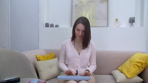 Victoria online show from January 17, 12:31 pm