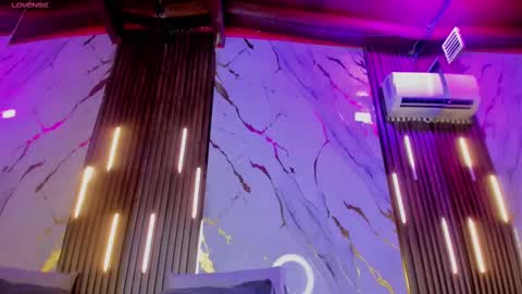 Victoria  online show from September 19, 8:09 pm