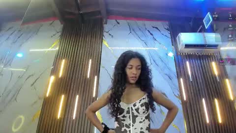 Victoria  online show from November 27, 8:33 pm