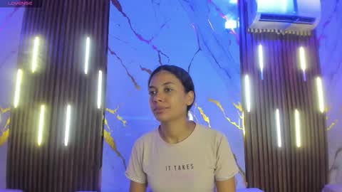 Victoria  online show from March 10, 2:33 pm