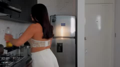 Snapshot of victoriafit7 chatting on December 15, 11:53 pm Vcitoria online show from December 15, 11:53 pm