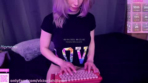 Victoria Hillova online show from April 8, 10:21 pm