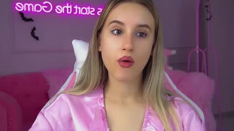 Victoria online show from October 18, 9:10 am