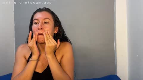 VICTORIA online show from March 10, 1:10 am