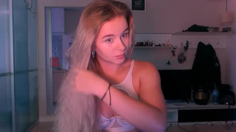 Snapshot of victoriande chatting on September 18, 5:09 am Eva and Victor online show from September 18, 5:09 am