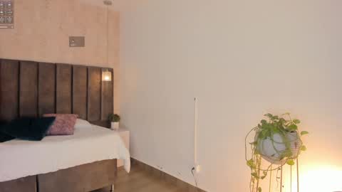 Maria Victoria online show from January 21, 11:35 am