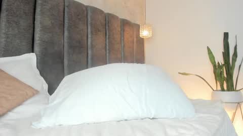 Maria Victoria online show from February 7, 5:40 pm