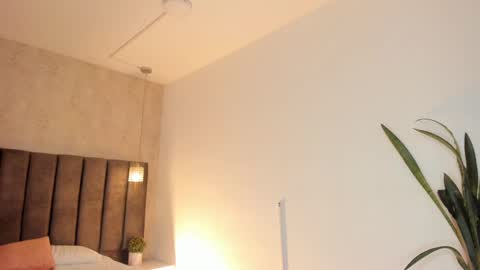 Maria Victoria online show from February 20, 2:57 pm