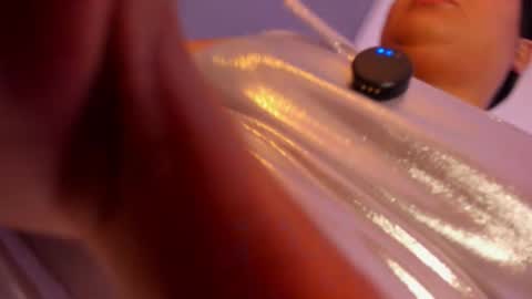 Victoria  online show from November 28, 1:14 pm