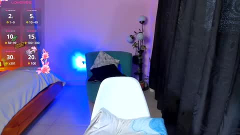 victoriasmithtv online show from March 11, 9:37 pm