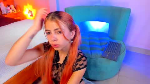 victoriasmithtv online show from March 12, 11:01 pm