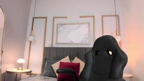 Victoria Vixen online show from April 22, 12:02 am