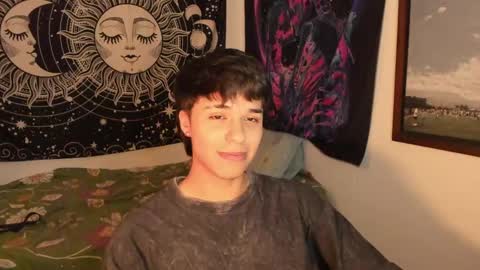 Snapshot of victorino_jhonson chatting on January 17, 9:17 pm Victorino Jhonson online show from January 17, 9:17 pm