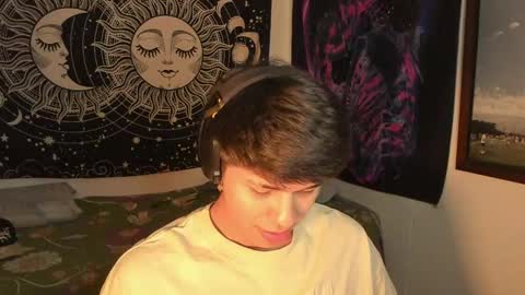 Snapshot of victorino_jhonson chatting on January 25, 4:02 am Victorino Jhonson online show from January 25, 4:02 am