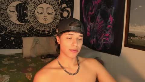 Snapshot of victorino_jhonson chatting on January 31, 8:12 pm Victorino Jhonson online show from January 31, 8:12 pm