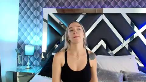 victtoria lee online show from February 24, 10:14 pm